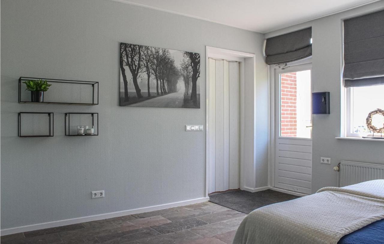 Gorgeous Home In Scharendijke With Kitchen Dış mekan fotoğraf