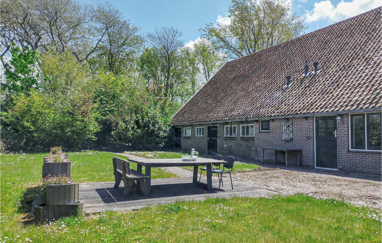 Gorgeous Home In Scharendijke With Kitchen Dış mekan fotoğraf