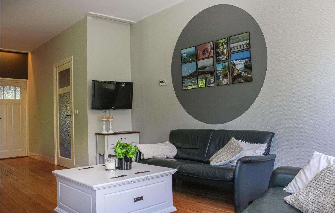 Gorgeous Home In Scharendijke With Kitchen Dış mekan fotoğraf