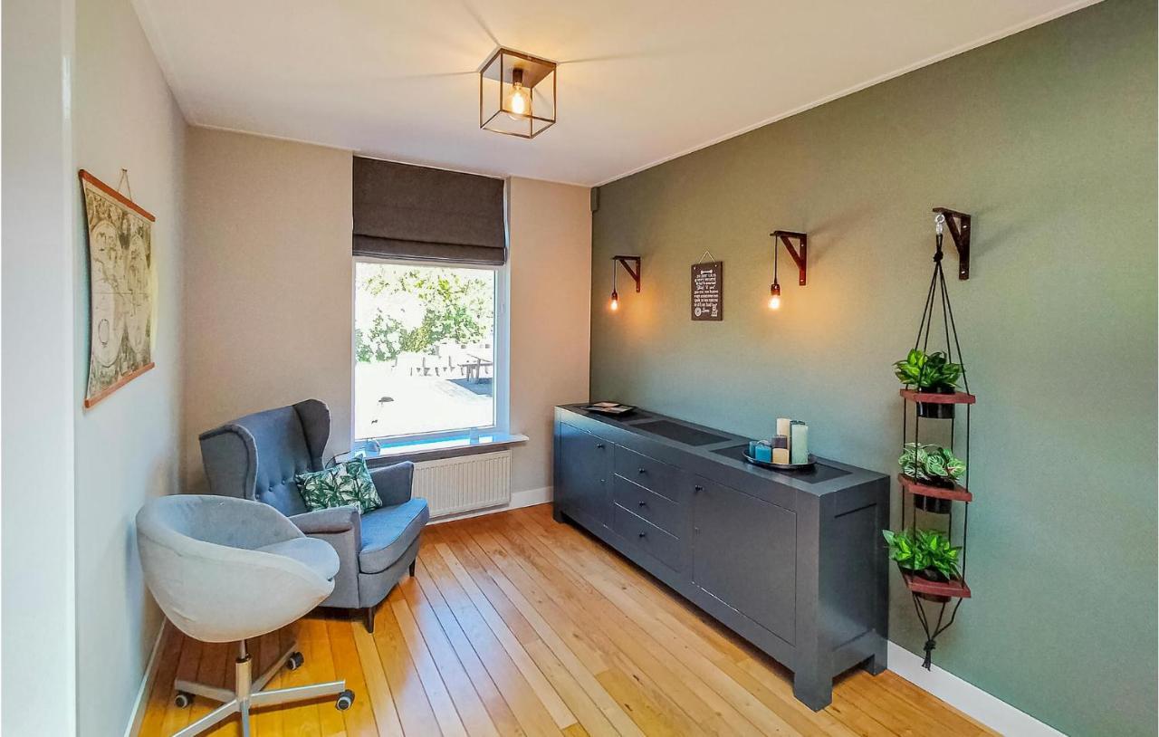 Gorgeous Home In Scharendijke With Kitchen Dış mekan fotoğraf